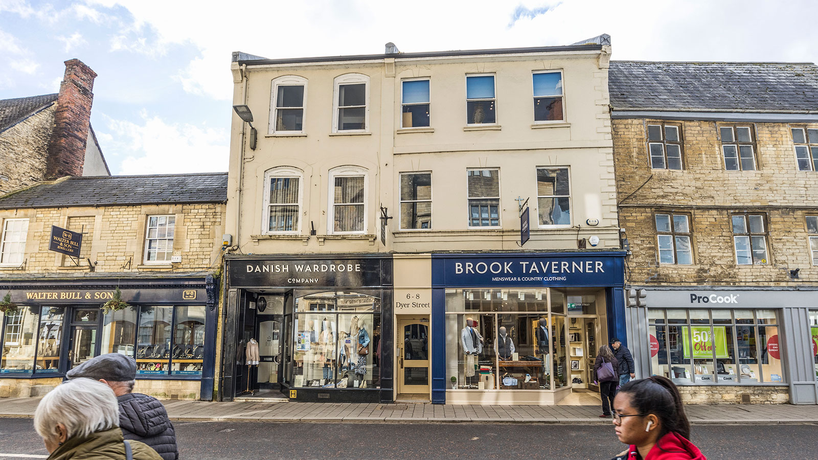 6-8 Dyer Street<br>Cirencester<br>Gloucestershire<br>GL7 2PF