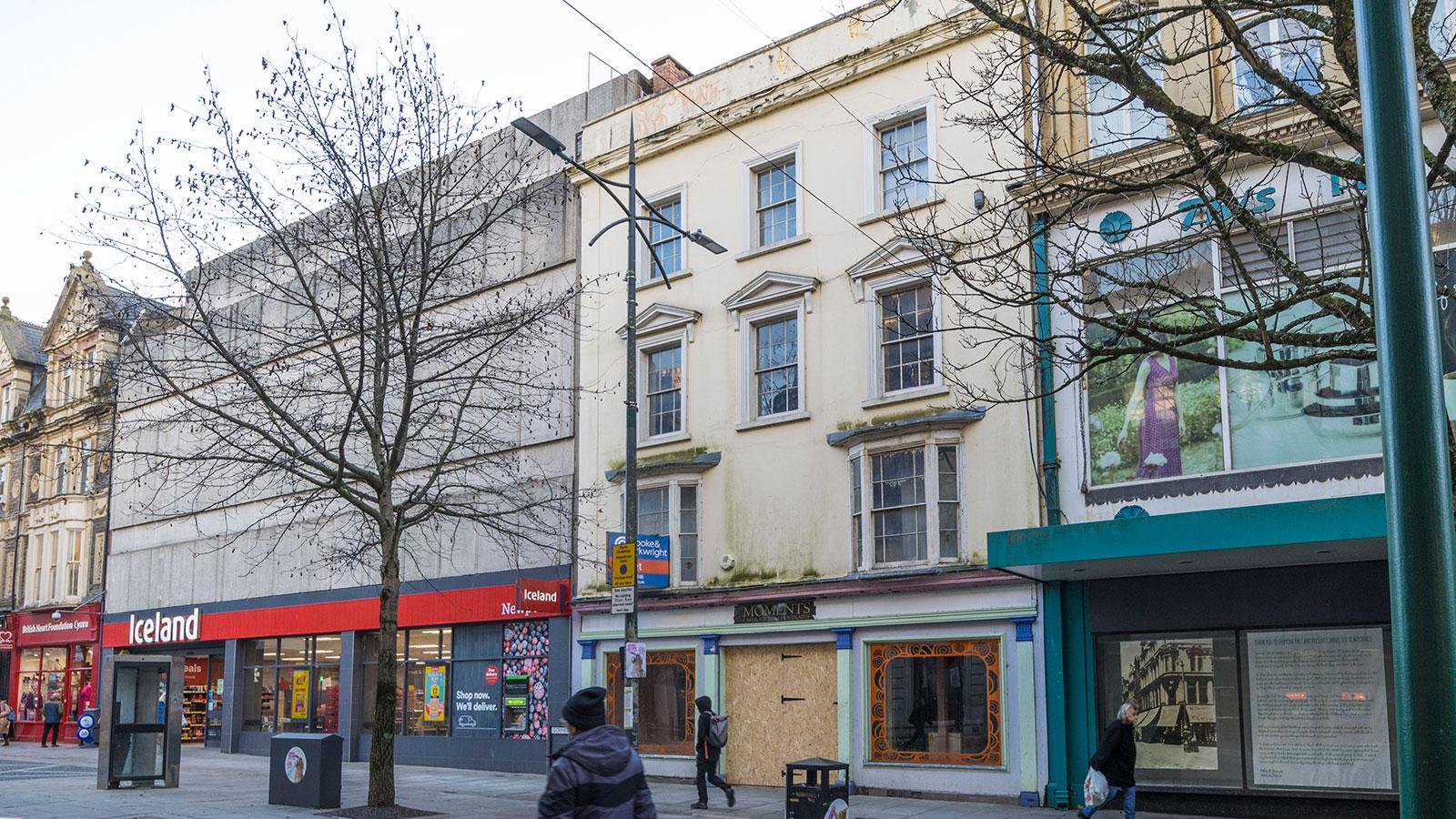 164 Commercial Street<br>Newport<br>Gwent<br>NP20 1JN