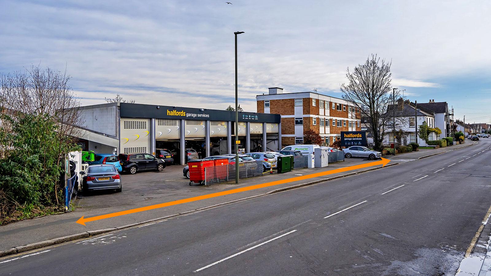 Halfords Autocentre, Thameside Service Station<br>Laleham Road<br>Staines-upon-Thames<br>Surrey<br>TW18 2DY