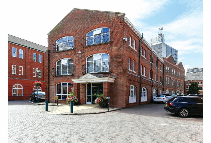 Property Auctions 19/Oct/2017 | 1 Silvester Square, The Maltings, Hull